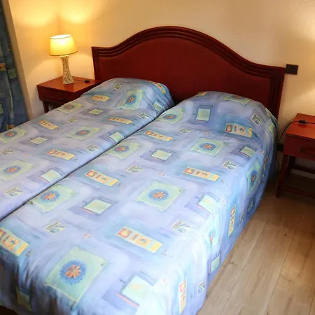 Auberge de l'Aspre Fontanges Extérieur photo